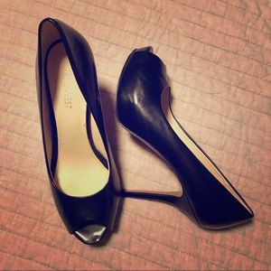 Nine West QTPie platform pumps